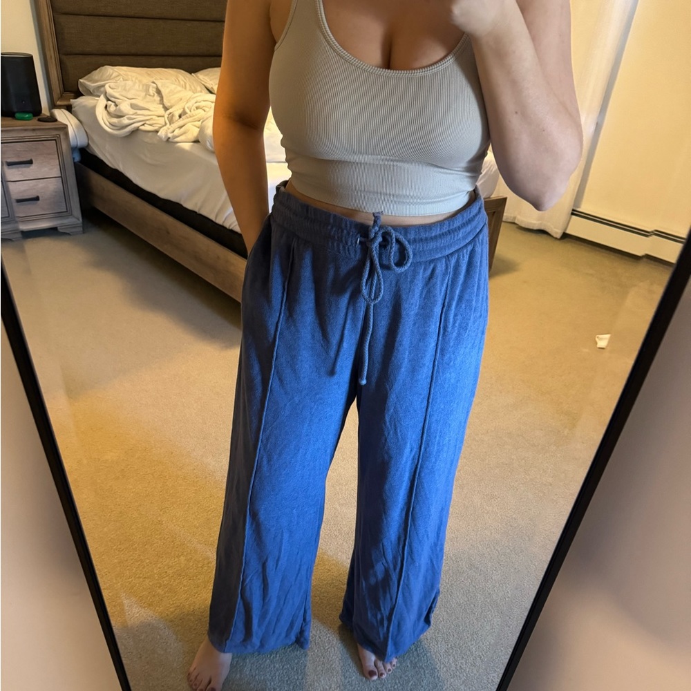 American Eagle terry cloth pants